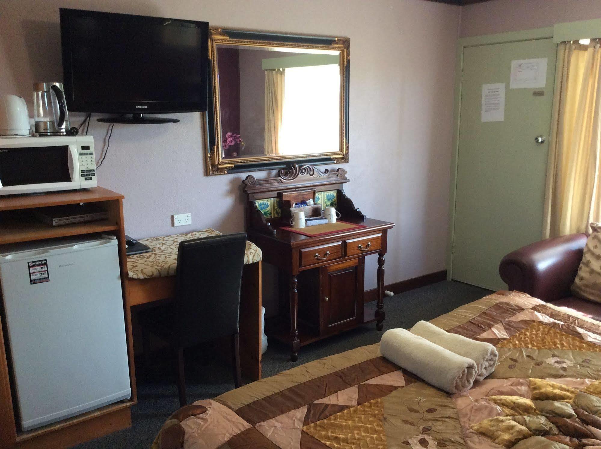 Kingaroy Country Motel Экстерьер фото