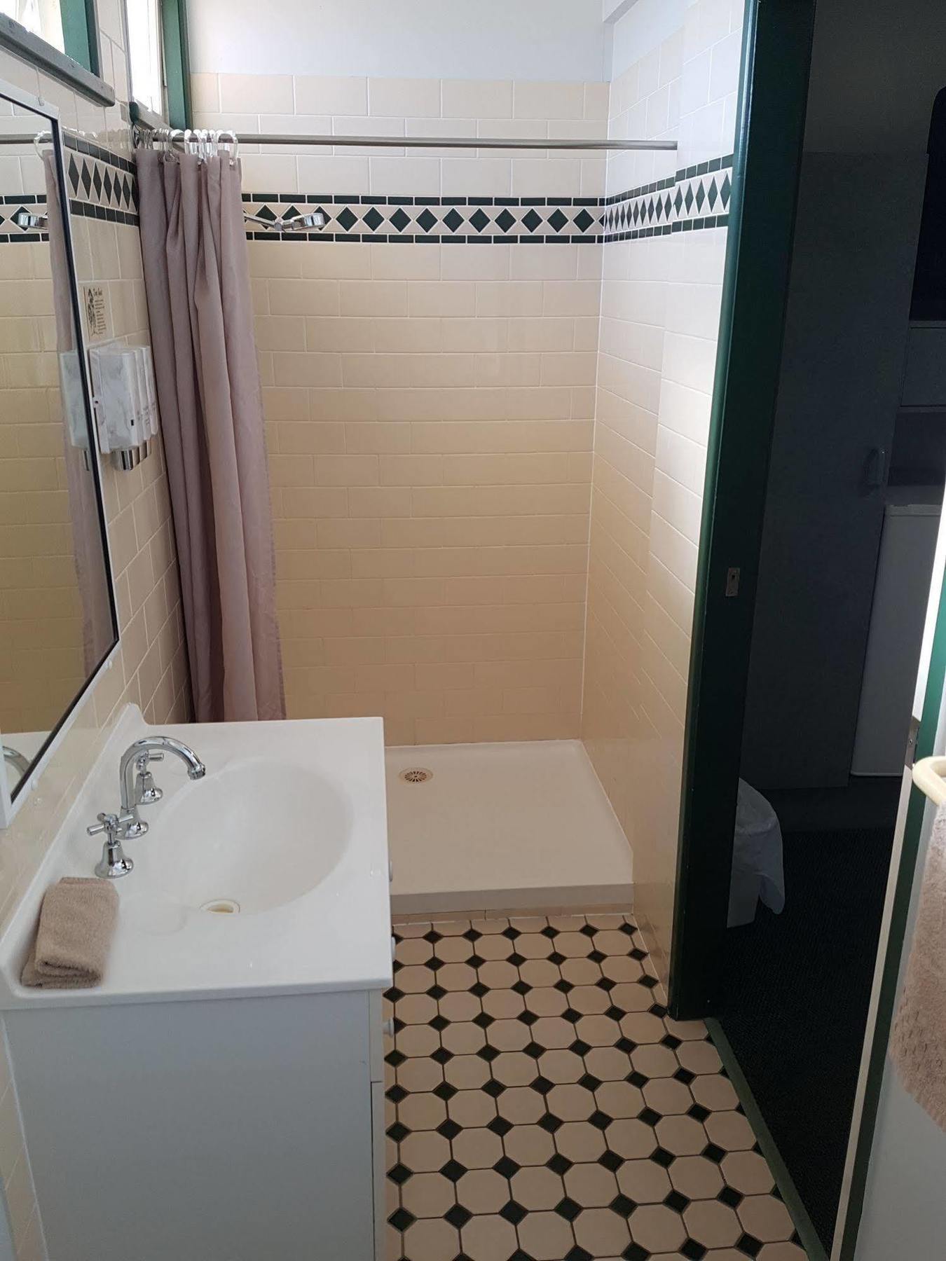 Kingaroy Country Motel Экстерьер фото